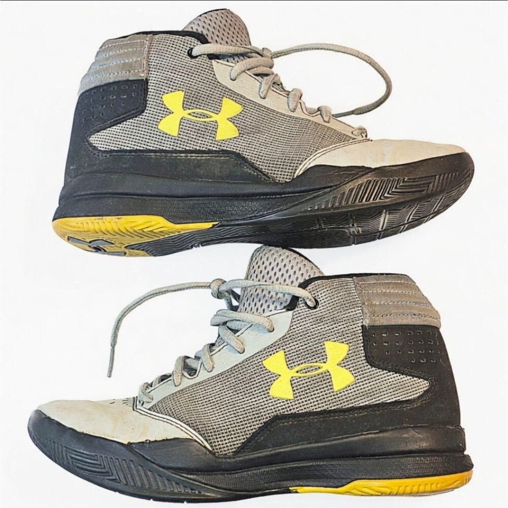 Under Armour Jet 2017 Youth Basketball Shoes Size 4Y Gray Black Yellow Auth VGUC